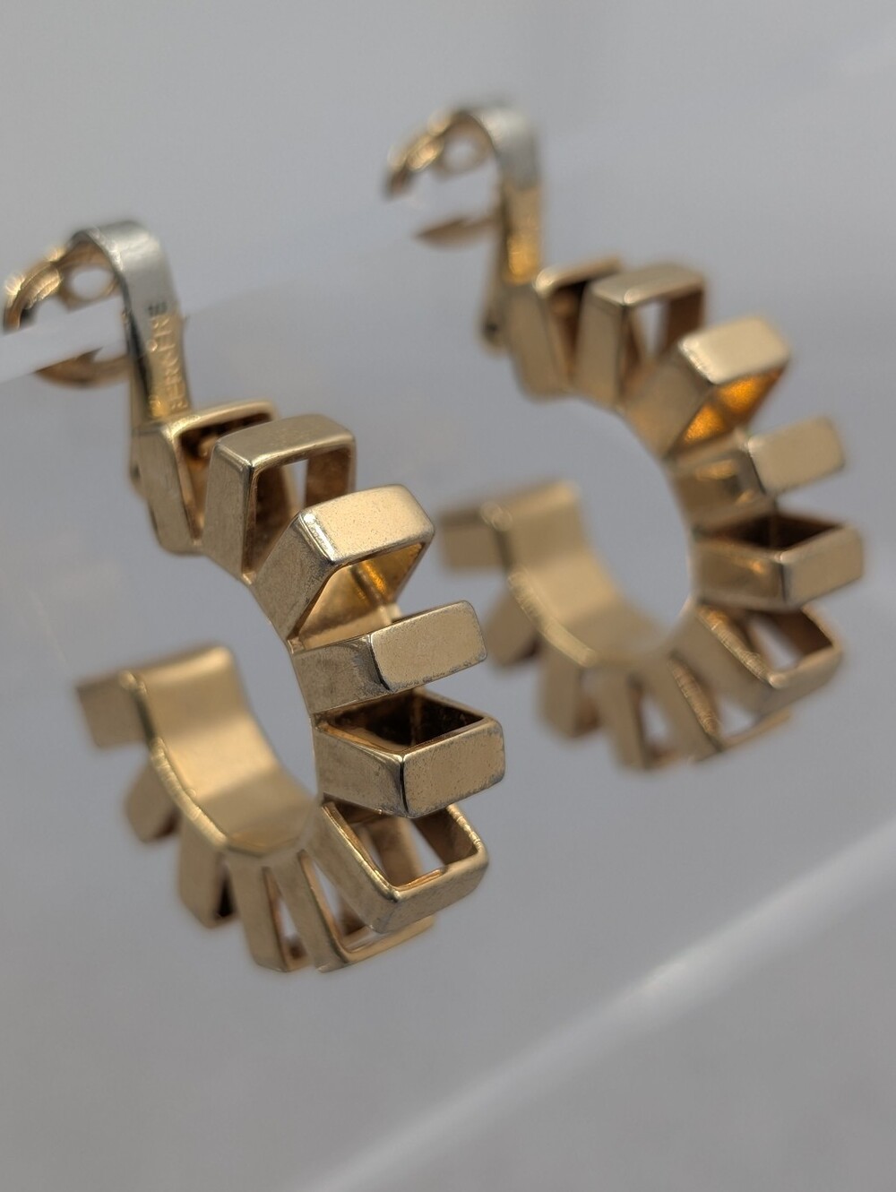 Vintage Bergere Gold Tone Geometric Sunburst Clip On Hoop Earrings | M199